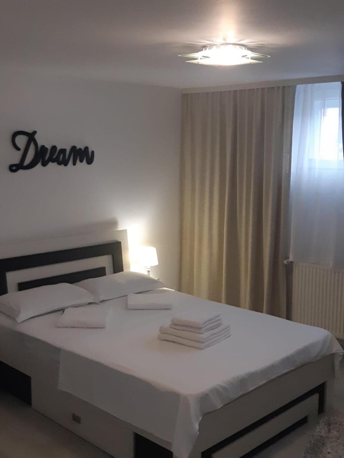 La Relax Apartment Brasov Ngoại thất bức ảnh