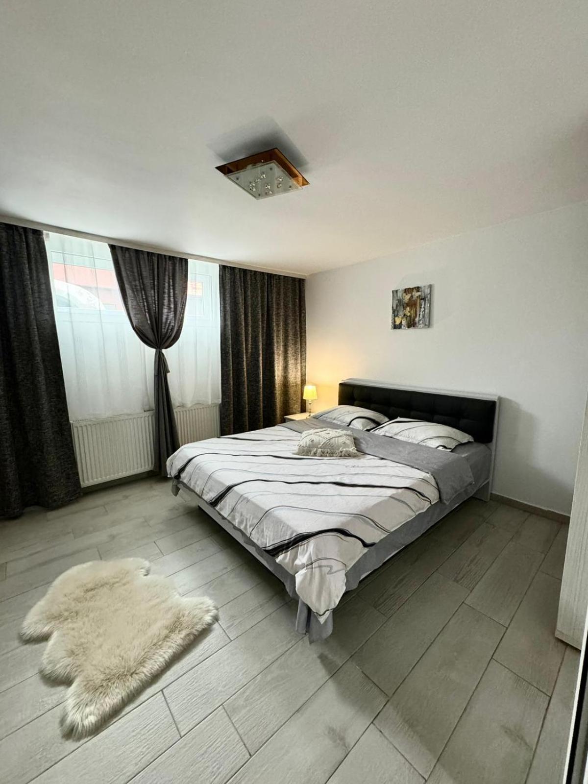 La Relax Apartment Brasov Ngoại thất bức ảnh