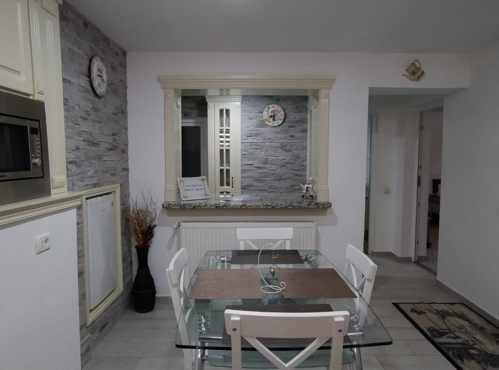 La Relax Apartment Brasov Ngoại thất bức ảnh